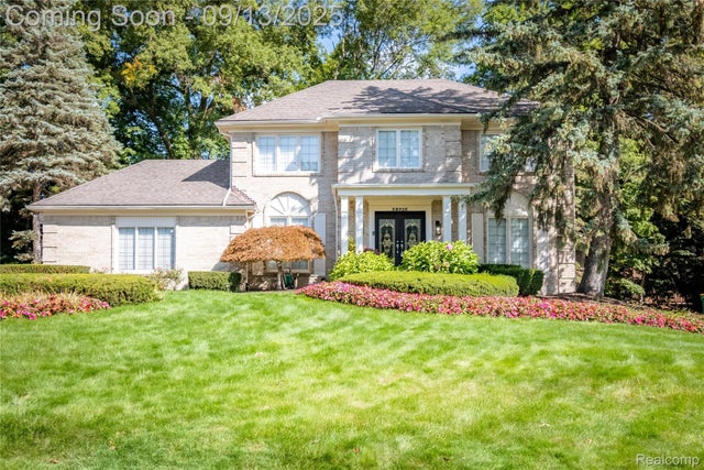 38926 Plumbrook Drive, Farmington Hills city