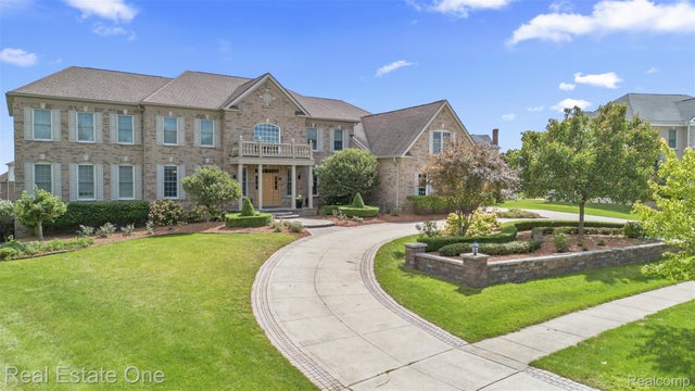 50437 Tamarack Trail, Northville city