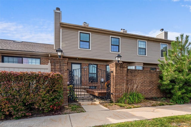 30998 W Country Bluff W 187, Farmington Hills city