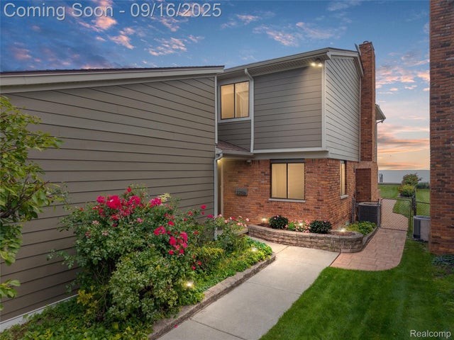 22516 Beach Street, St. Clair Shores city