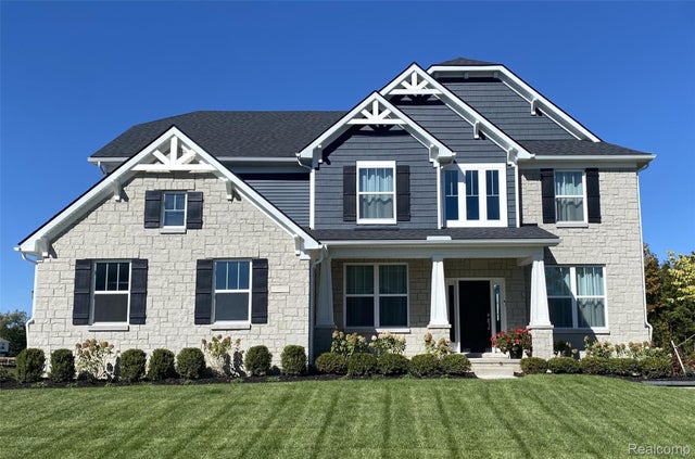 22213 Hilda Lane, South Lyon city