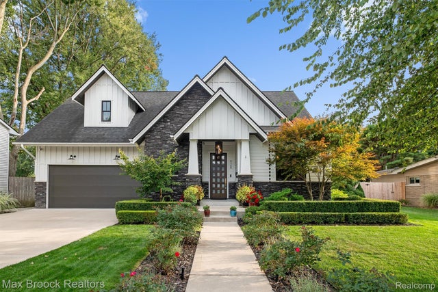 928 Montrose Avenue, Royal Oak city