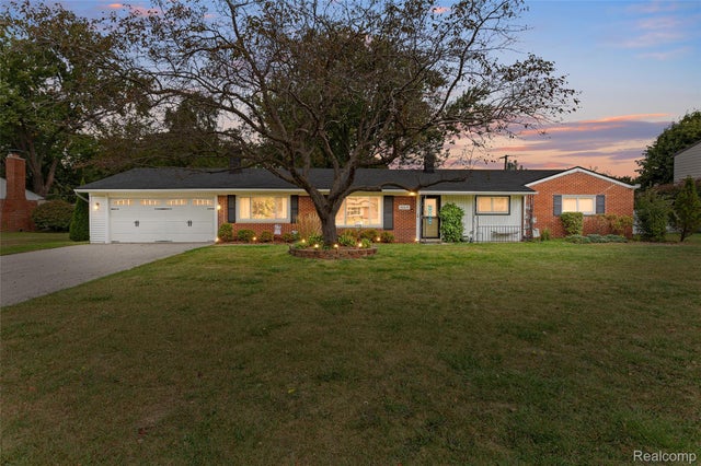 40610 Rock Hill Street, Novi city