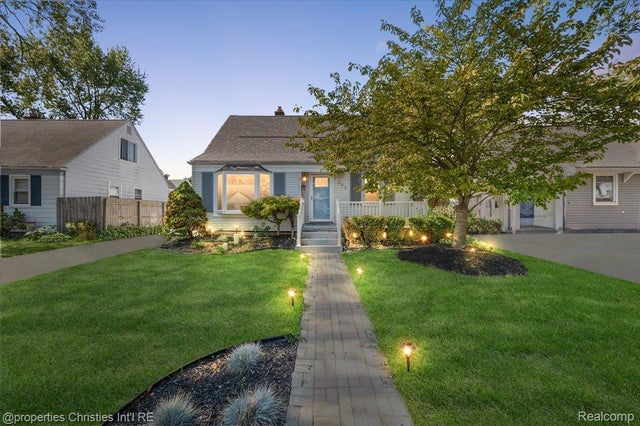 305 N Kenwood Avenue, Royal Oak city