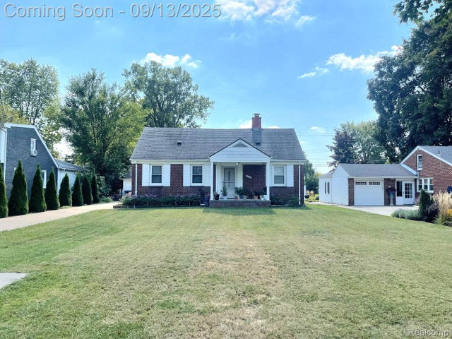 30285 7 Mile Road, Livonia city