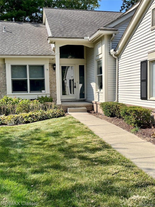 7663 Danbury Circle, West Bloomfield charter township