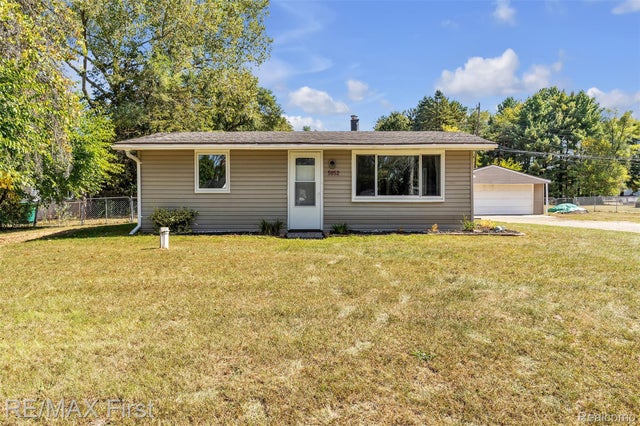 5052 Mary Sue Avenue, Independence charter township