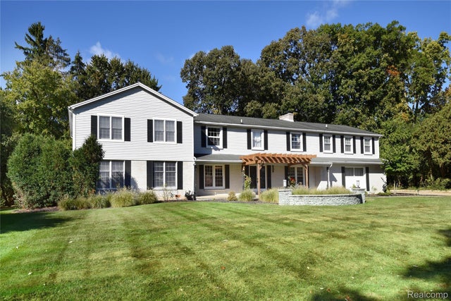 5100 Kings Gate Way, Bloomfield charter township