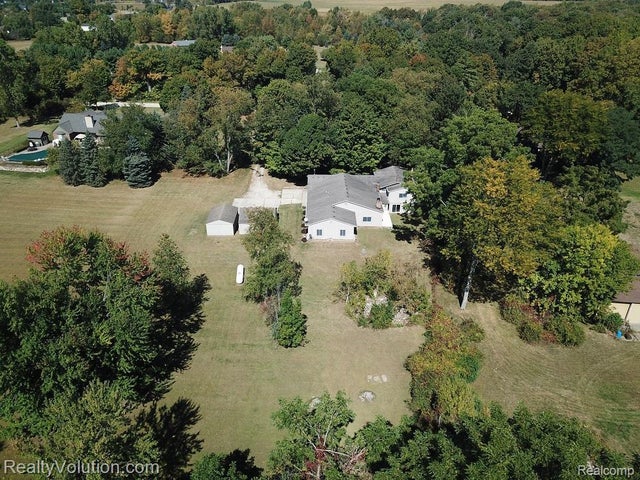 14750 Reid Road, Bruce township