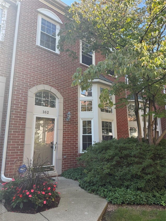 162 S Georgetown Square, Royal Oak city