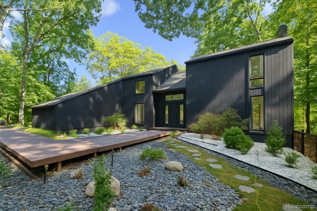 7371 Lindenmere Drive, Bloomfield Hills city