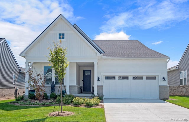 2039 Marigold Way, Milford charter township