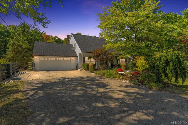 2715 Cullen Road, Howell city