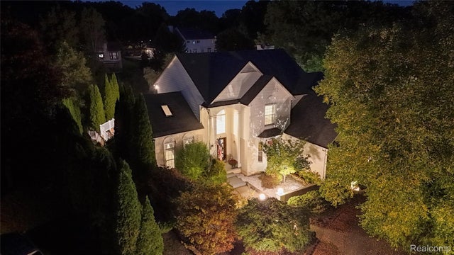 7240 Aaronway Drive, West Bloomfield charter township