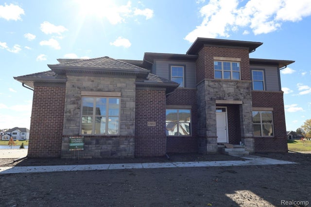 12052 Moore Lane, Washington township