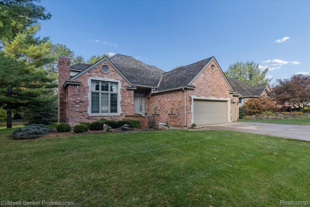 16482 Dawnlight Drive, Fenton city