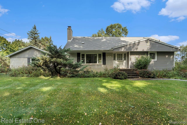 1800 Silverbell Road, Rochester city