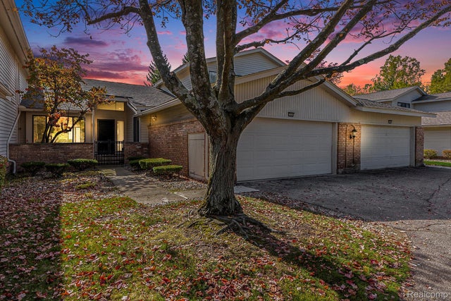 7006 Bridge Way, West Bloomfield charter township