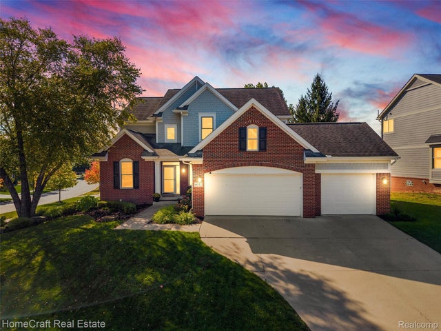 6031 Balmoral Way, Commerce charter township