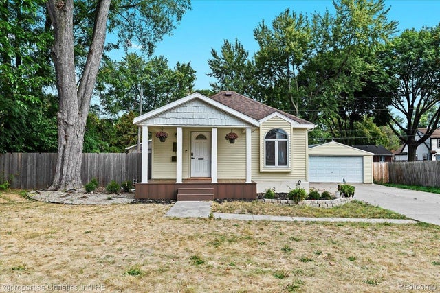 1023 E 13 Mile Road, Royal Oak city