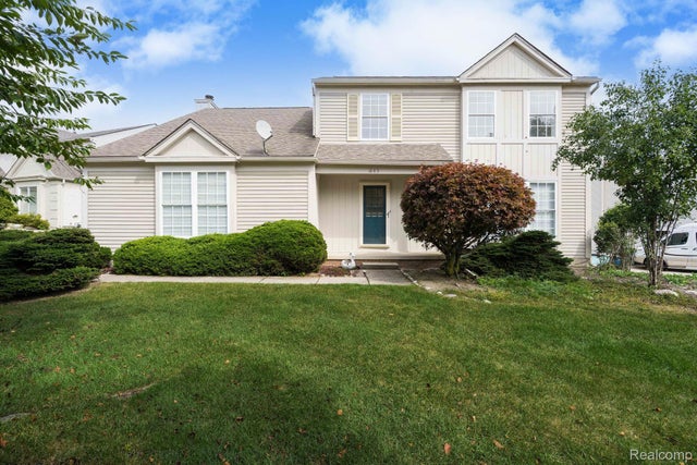1883 Poppleton Drive, West Bloomfield charter township