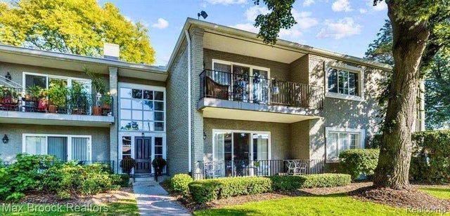 1111 N Old Woodward Avenue 26, Birmingham city