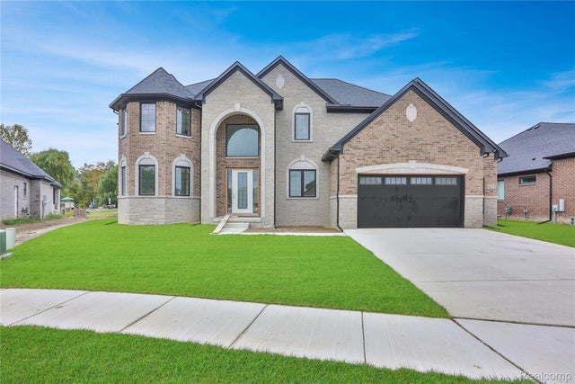 19251 Springbrook Drive, Macomb township