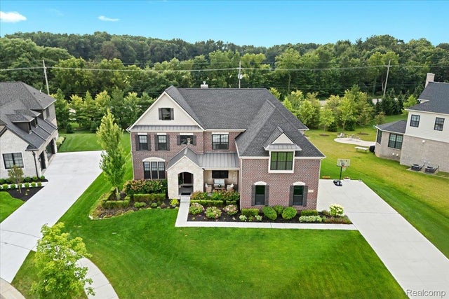 47695 Wales Court, Northville city