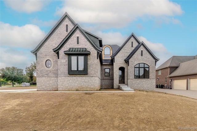 54237 Trieste Court, Shelby charter township