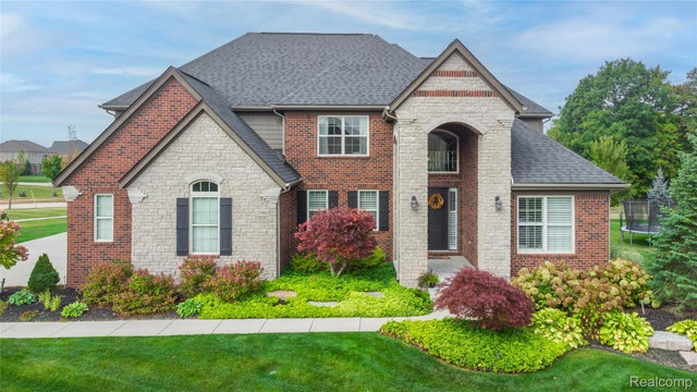 23063 Kirkland Court, Northville city