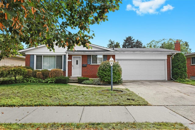33025 Martin Street, Livonia city