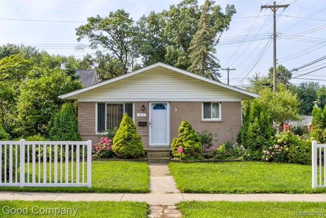 351 W Baker Avenue, Clawson city