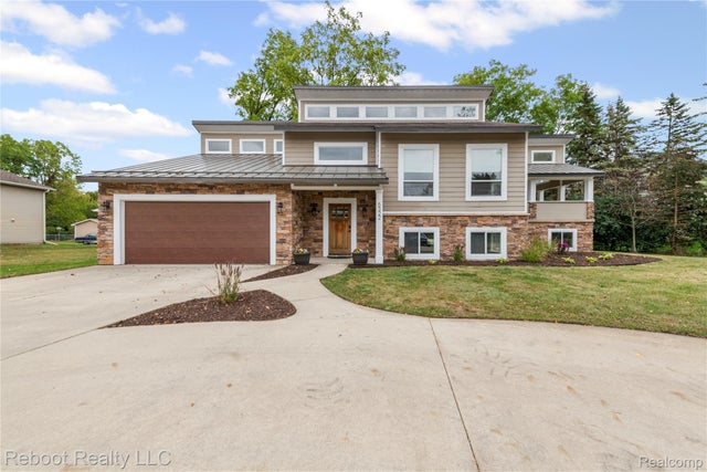 5322 Clintonville Road, Independence charter township