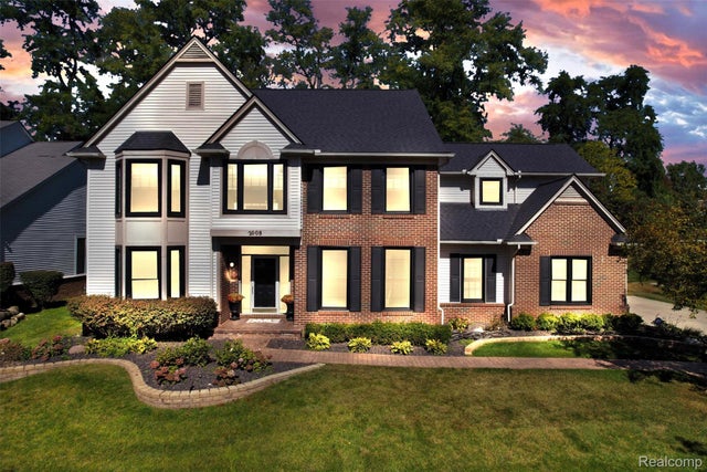 2008 Applebrook Drive, Commerce charter township