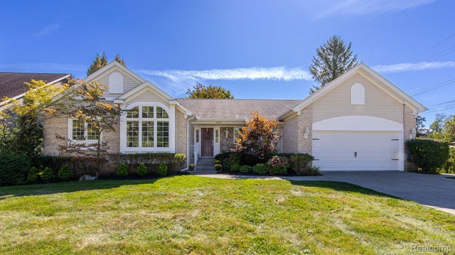 2207 Langham Drive, West Bloomfield charter township