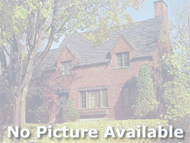 9377 Pineview, Plymouth city