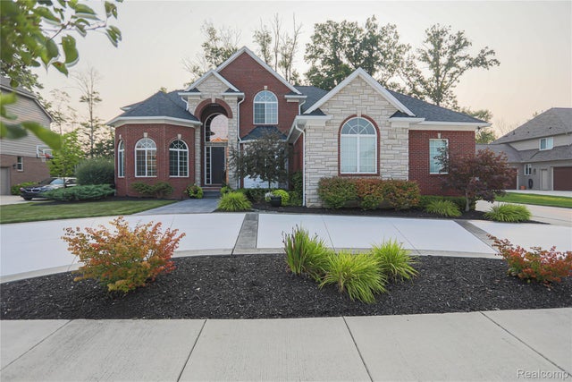 55761 Timbers Edge Drive, Shelby charter township