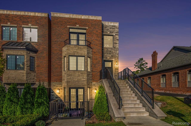 1219 N Main Street, Rochester city