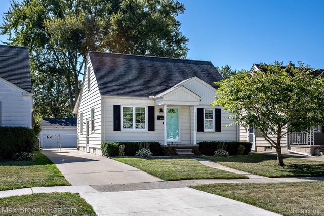 1600 Whitcomb Avenue, Royal Oak city