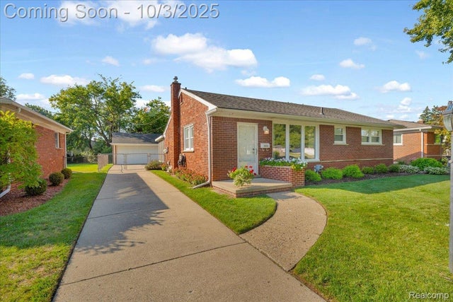 35233 Orangelawn Street, Livonia city