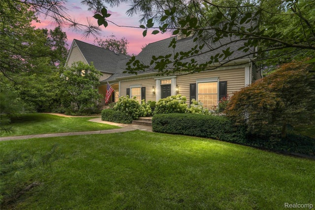 4200 Surrey Cross, Bloomfield Hills city