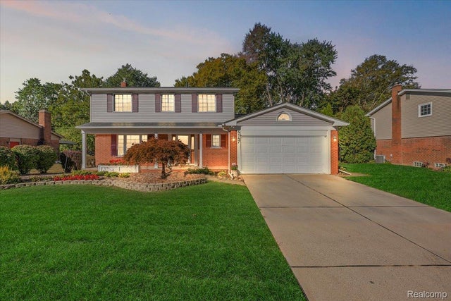 4147 Greensboro Drive, Troy city