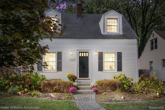 1103 Fernwood Road, Royal Oak city