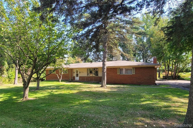 1831 Long Pointe Drive, Bloomfield Hills city