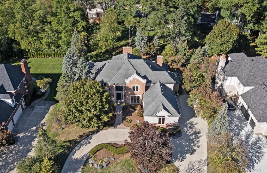 2928 Vineyards Drive, Troy city