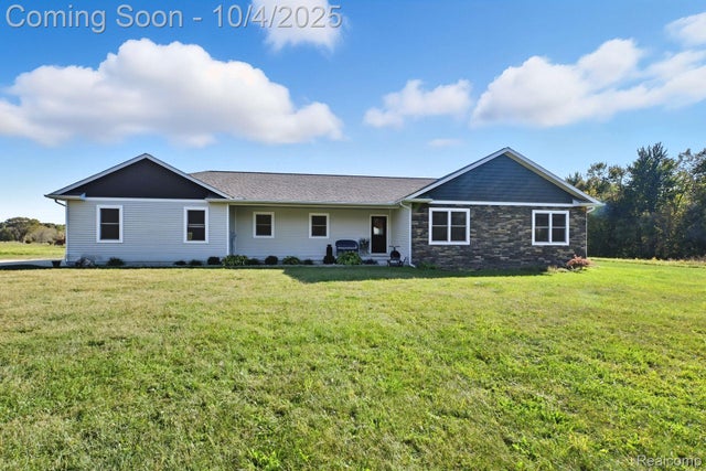 12600 Hibner Road, Hartland township