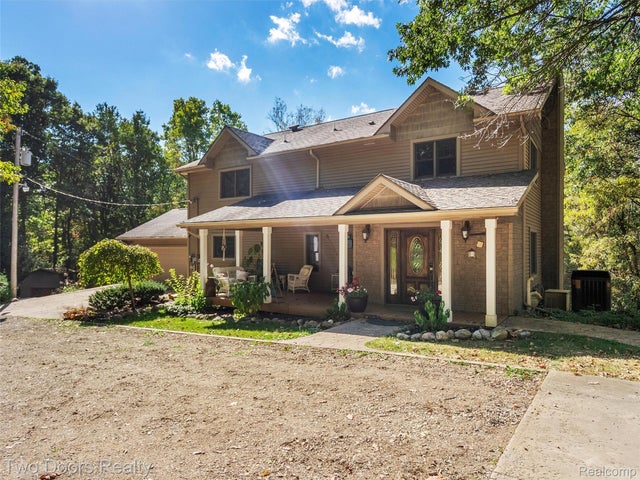 175 Barr Road, Addison township