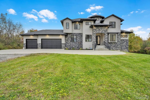 7221 Bristol Road, Swartz Creek city