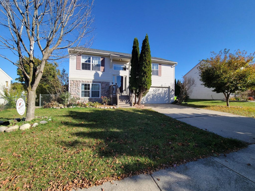 708 Ridgecrest Drive, Fenton city