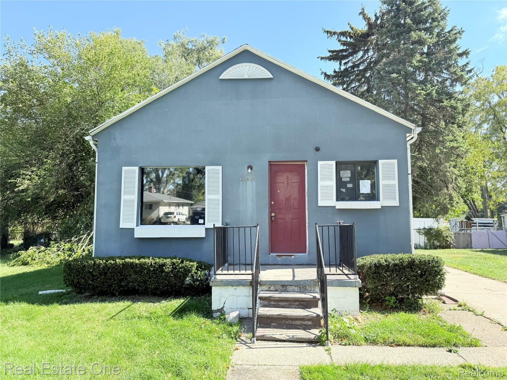 21044 Sunset Avenue, Warren city